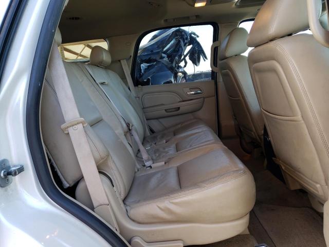 1GYUCBEF1AR227626 - 2010 CADILLAC ESCALADE LUXURY WHITE photo 11