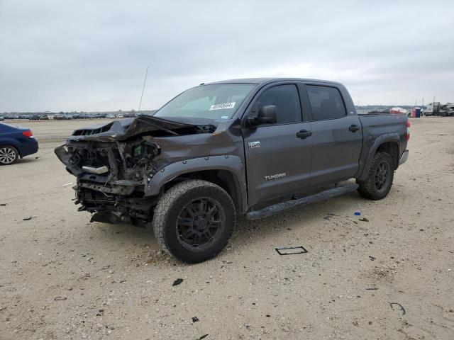 2016 TOYOTA TUNDRA CREWMAX SR5, 