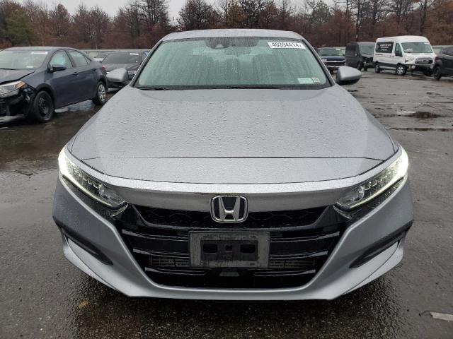 1HGCV1F14JA261486 - 2018 HONDA ACCORD LX GRAY photo 5