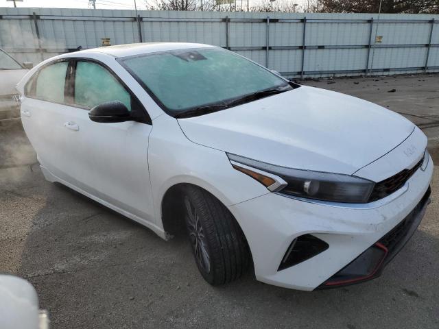 3KPF54AD6NE484033 - 2022 KIA FORTE GT LINE WHITE photo 4