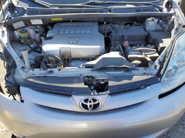 5TDZK23C87S087821 - 2007 TOYOTA SIENNA CE SILVER photo 12