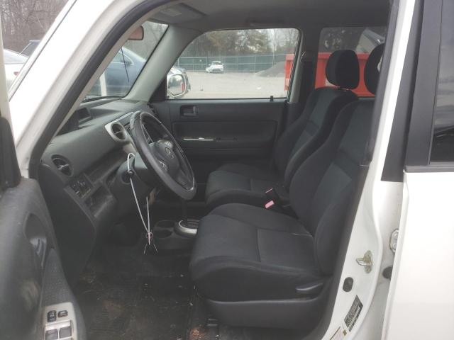 JTLKT324764095373 - 2006 TOYOTA SCION XB Weiß Foto 7