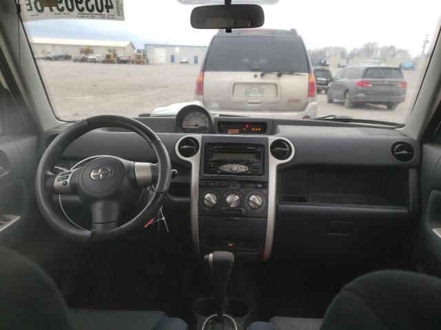 JTLKT324764095373 - 2006 TOYOTA SCION XB Weiß Foto 8