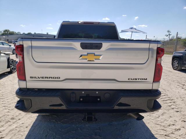 2GC4YME72N1236670 - 2022 CHEVROLET SILVERADO K2500 CUSTOM SILVER photo 6