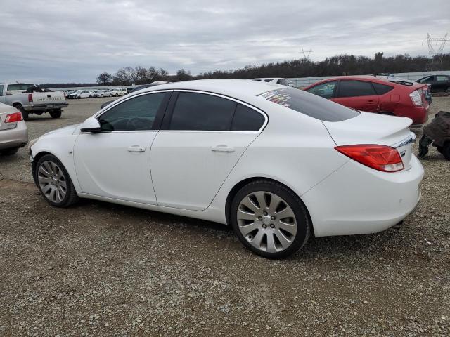 W04G15GV1B1046857 - 2011 BUICK REGAL CXL WHITE photo 2