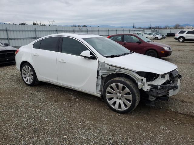 W04G15GV1B1046857 - 2011 BUICK REGAL CXL WHITE photo 4