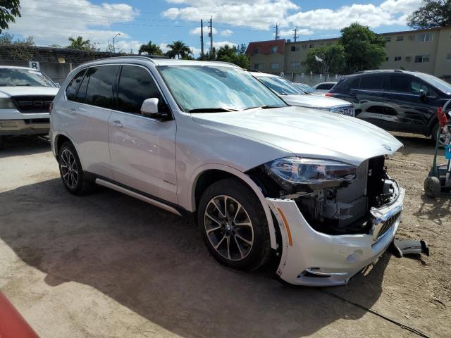 5UXKR0C33H0X79229 - 2017 BMW X5 XDRIVE35I WHITE photo 4