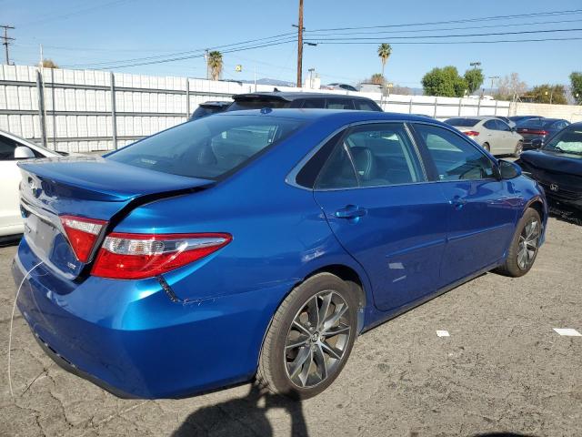 4T1BF1FK5HU626956 - 2017 TOYOTA CAMRY LE BLUE photo 3