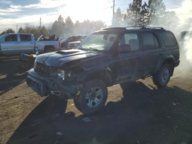 2001 TOYOTA 4RUNNER SR5, 