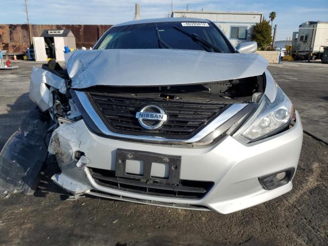 1N4AL3AP0JC106110 - 2018 NISSAN ALTIMA 2.5 SILVER photo 5