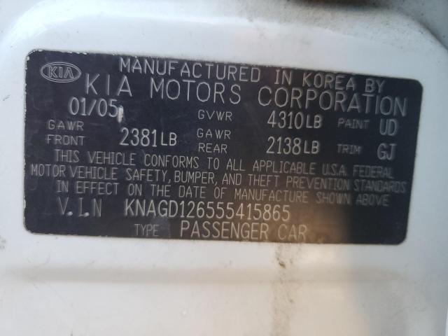 KNAGD126555415865 - 2005 KIA OPTIMA LX WHITE photo 13