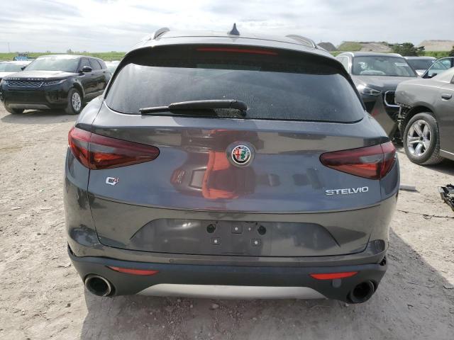 ZASFAKNN0J7B68065 - 2018 ALFA ROMEO STELVIO TI SPORT GRAY photo 6