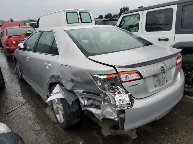 4T1BF1FK7CU184304 - 2012 TOYOTA CAMRY BASE SILVER photo 2