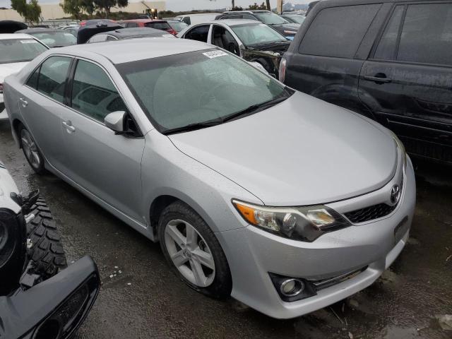 4T1BF1FK7CU184304 - 2012 TOYOTA CAMRY BASE SILVER photo 4