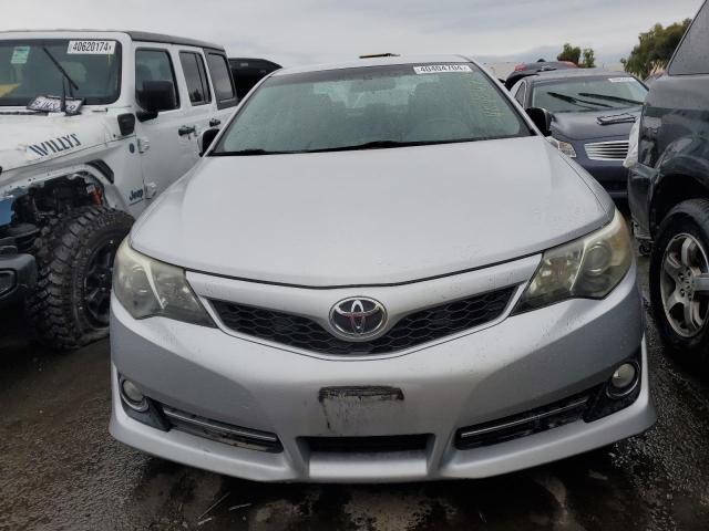 4T1BF1FK7CU184304 - 2012 TOYOTA CAMRY BASE SILVER photo 5