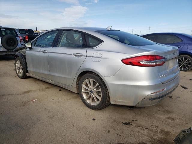 3FA6P0HD2KR255562 - 2019 FORD FUSION SE SILVER photo 2