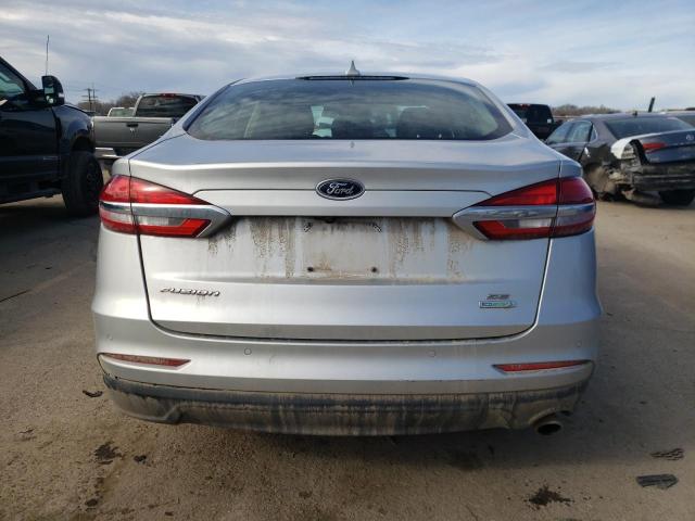 3FA6P0HD2KR255562 - 2019 FORD FUSION SE SILVER photo 6