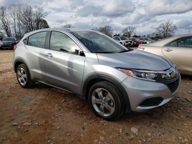 3CZRU5H33KM710060 - 2019 HONDA HR-V LX SILVER photo 4