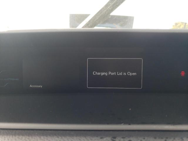 JTDKARFP4J3088257 - 2018 TOYOTA PRIUS PRIM Weiß Foto 9