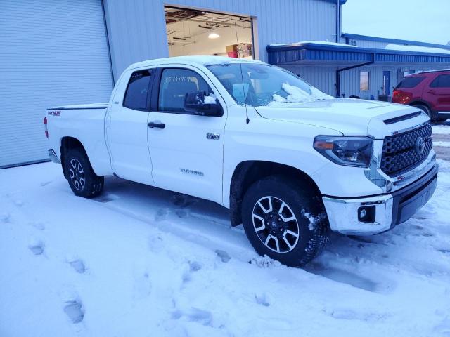 5TFUW5F18KX849560 - 2019 TOYOTA TUNDRA DOUBLE CAB SR/SR5 WHITE photo 4