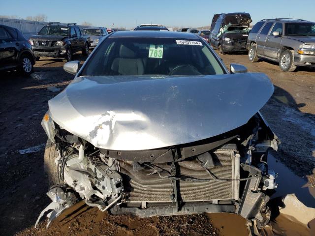 4T1BF1FK6GU569648 - 2016 TOYOTA CAMRY LE SILVER photo 5