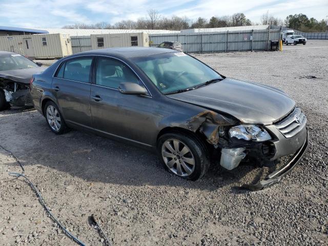 4T1BK36BX5U022094 - 2005 TOYOTA AVALON XL GRAY photo 4