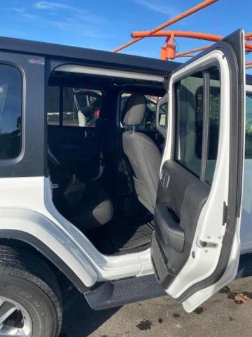 1C4HJXEG7MW820884 - 2021 JEEP WRANGLER U SAHARA WHITE photo 6