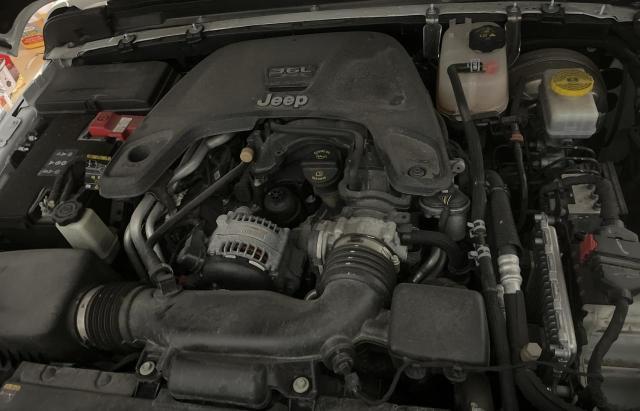 1C4HJXEG7MW820884 - 2021 JEEP WRANGLER U SAHARA WHITE photo 7