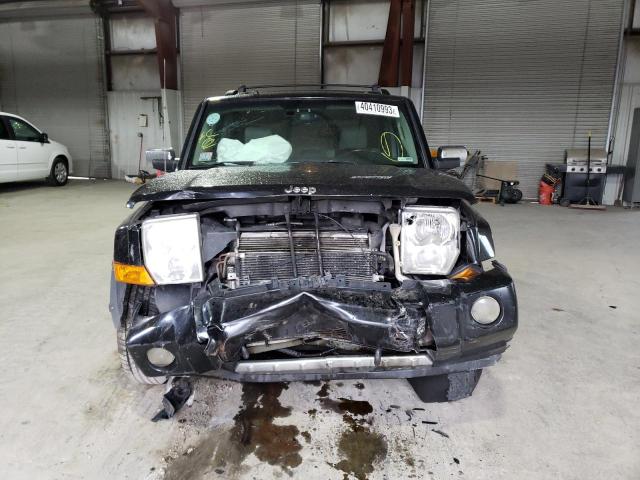 1J8HG68218C175612 - 2008 JEEP COMMANDER BLACK photo 5