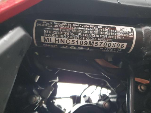 MLHNC5109M5700596 - 2021 HONDA CBR300 R RED photo 10