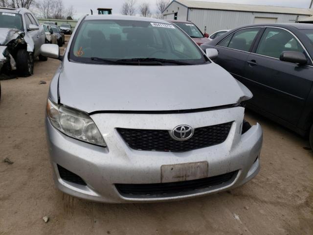 2T1BU4EE7AC407636 - 2010 TOYOTA COROLLA BASE SILVER photo 5