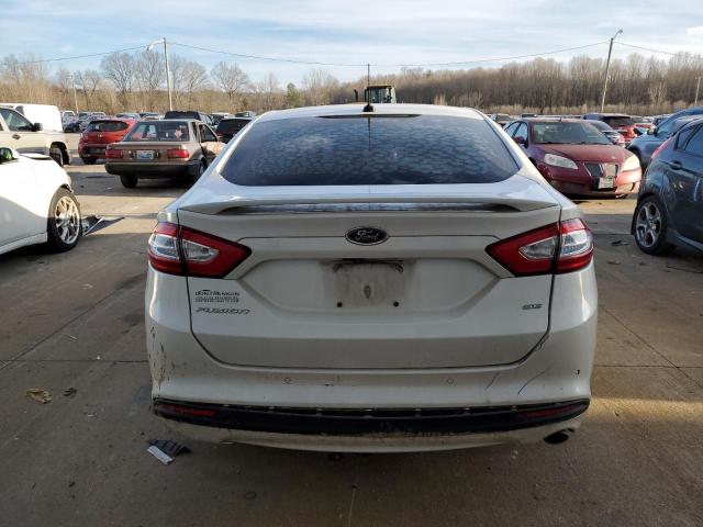 3FA6P0H77GR180245 - 2016 FORD FUSION SE WHITE photo 6