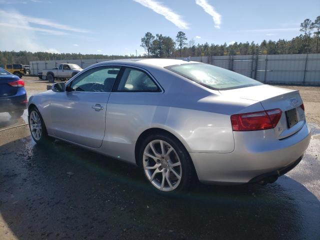 WAUGFAFRXAA066184 - 2010 AUDI A5 PREMIUM SILVER photo 2