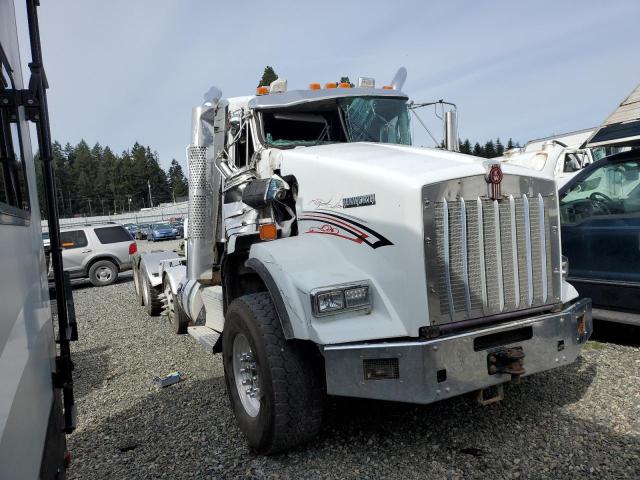 1XKDP4EX3DR343577 - 2013 KENWORTH CONSTRUCTI T800 WHITE photo 1