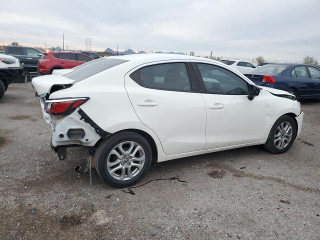 3MYDLBZV5GY115827 - 2016 SCION IA WHITE photo 3