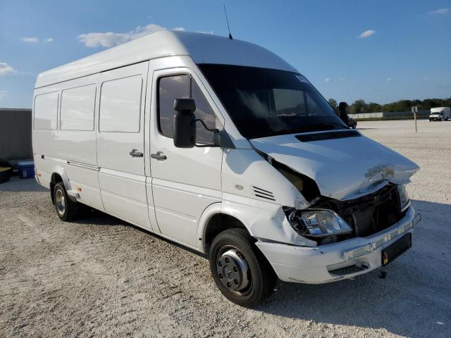 WDYPD544865915000 - 2006 FREIGHTLINER SPRINTER 3500 WHITE photo 4