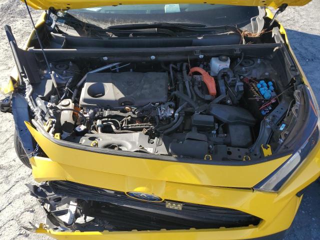 2T3LWRFV3NW134958 - 2022 TOYOTA RAV4 LE YELLOW photo 11