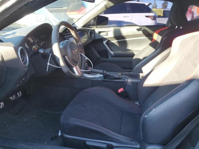 JF1ZNAA13F9700319 - 2015 TOYOTA SCION FR-S თეთრი ფოტო 7