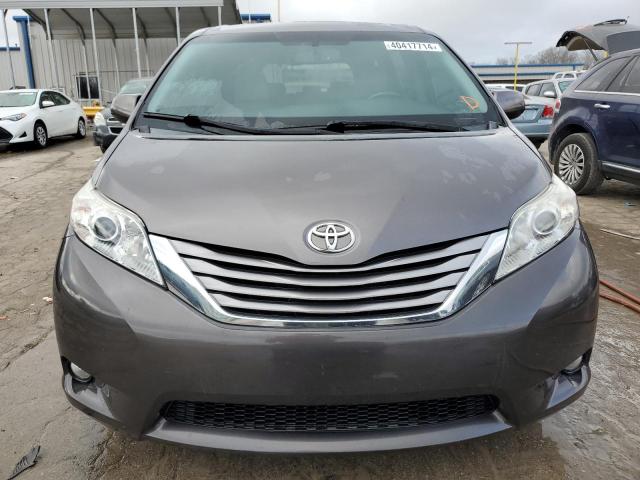 5TDYK3DC4FS612470 - 2015 TOYOTA SIENNA XLE GRAY photo 5