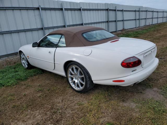 SAJDA42B133A34430 - 2003 JAGUAR XKR WHITE photo 2