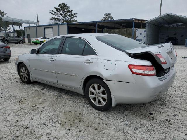 4T1BF3EK1BU630250 - 2011 TOYOTA CAMRY BASE SILVER photo 2