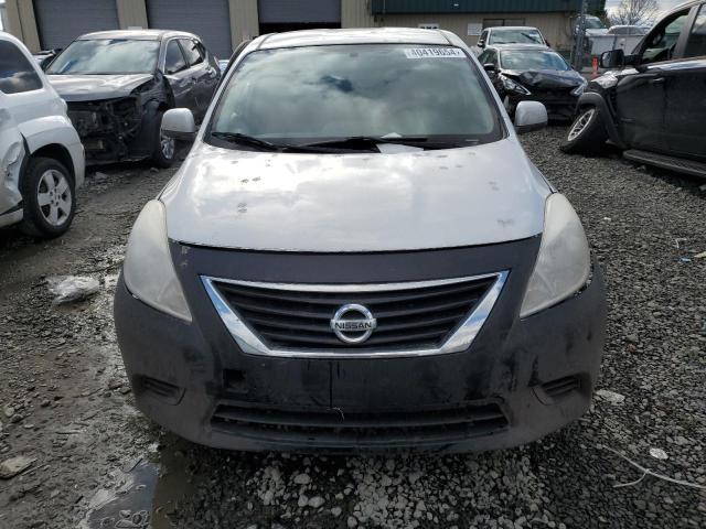 3N1CN7AP8EL804837 - 2014 NISSAN VERSA S SILVER photo 5