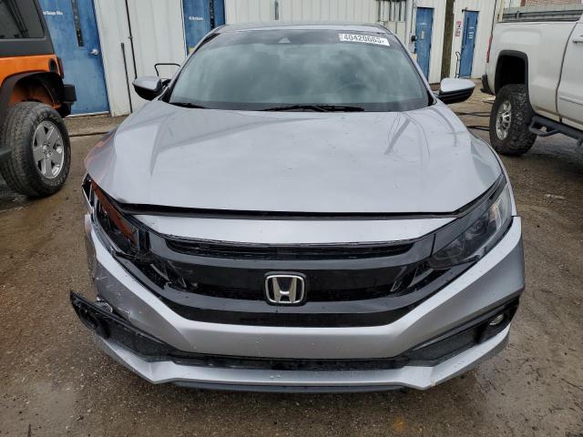 2HGFC2F88KH573772 - 2019 HONDA CIVIC SPORT 银色 照片 5