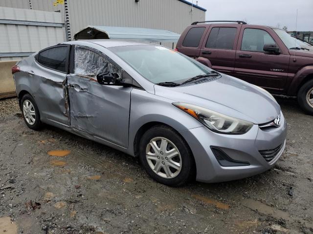 5NPDH4AE6GH751368 - 2016 HYUNDAI ELANTRA SE SILVER photo 4