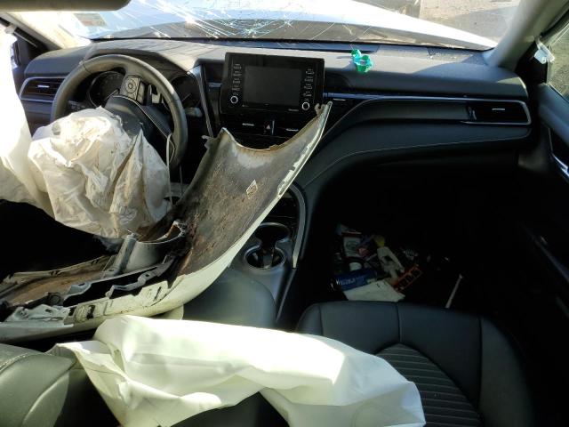 4T1G11AK2PU788490 - 2023 TOYOTA CAMRY SE NIGHT SHADE WHITE photo 8