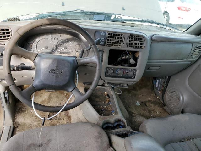 1GNDT13X34K111487 - 2004 CHEVROLET BLAZER TAN photo 8