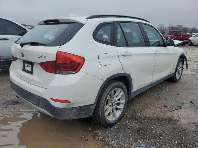 WBAVL1C53FVY35688 - 2015 BMW X1 XDRIVE28I WHITE photo 3