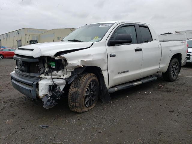 5TFUY5F18EX323752 - 2014 TOYOTA TUNDRA DOUBLE CAB SR/SR5 WHITE photo 1