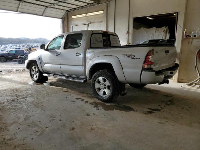 3TMLU4EN3DM116938 - 2013 TOYOTA TACOMA DOUBLE CAB SILVER photo 2