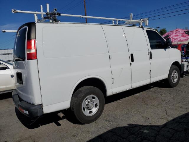 1GCWGFBA4C1194304 - 2012 CHEVROLET EXPRESS G2 WHITE photo 3